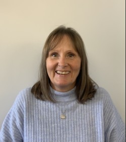 Headshot of Wendy Andrews